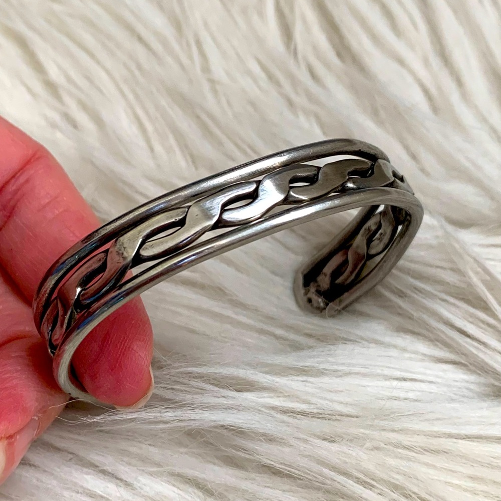 Vintage Bracelet - Picture 1 of 10